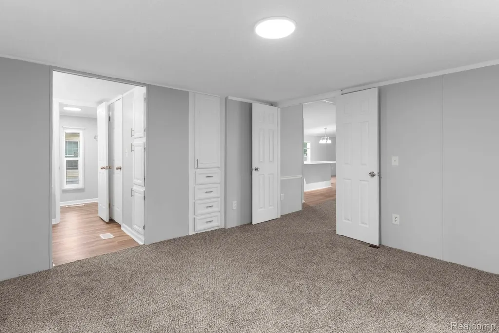 16 Canary Hill Drive Orion Charter Township MI 48359
