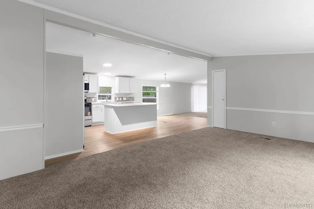 16 Canary Hill Drive Orion Charter Township MI 48359