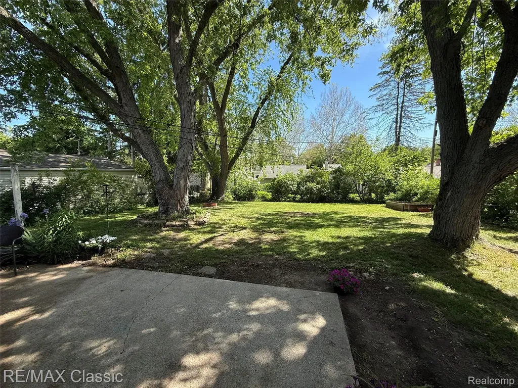 857 Panorama Drive Milford Village MI 48381