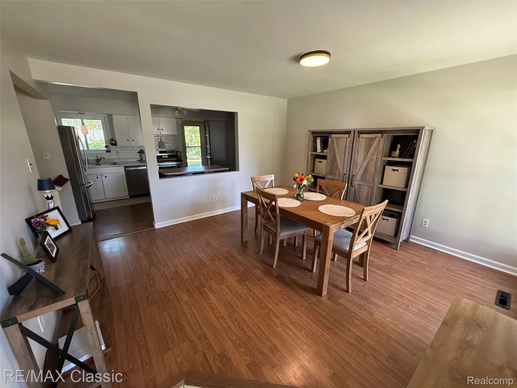 857 Panorama Drive Milford Village MI 48381