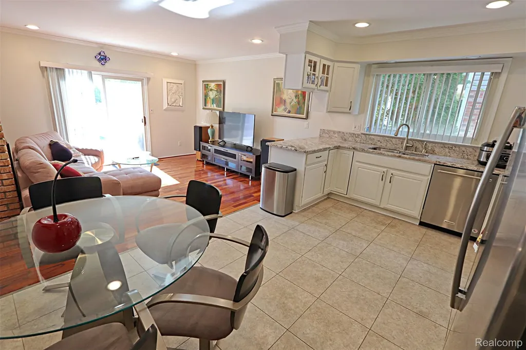 6198 Raintree Drive Canton Charter Township MI 48187