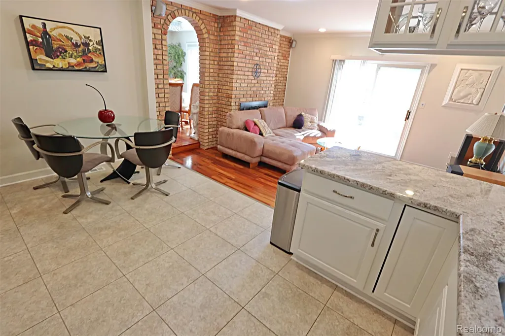 6198 Raintree Drive Canton Charter Township MI 48187