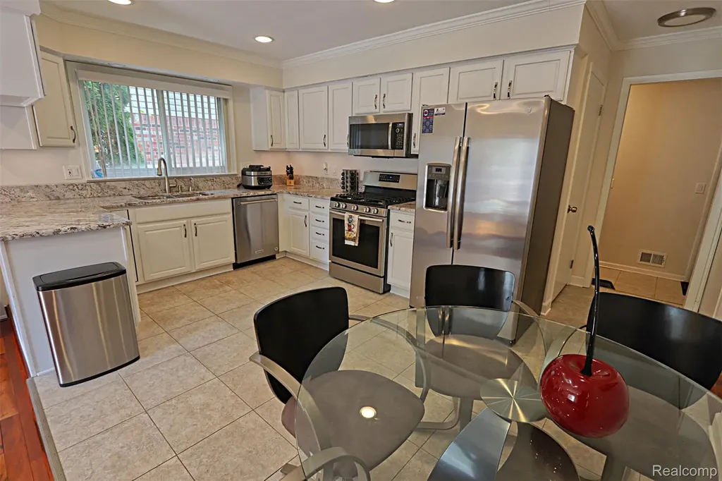 6198 Raintree Drive Canton Charter Township MI 48187