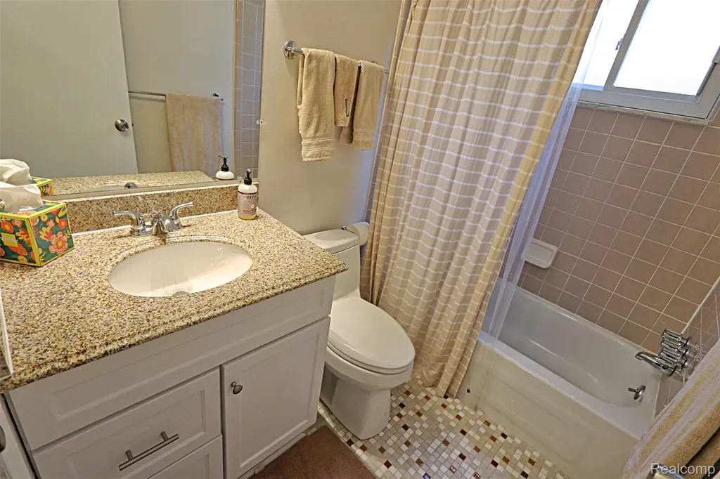 6198 Raintree Drive Canton Charter Township MI 48187