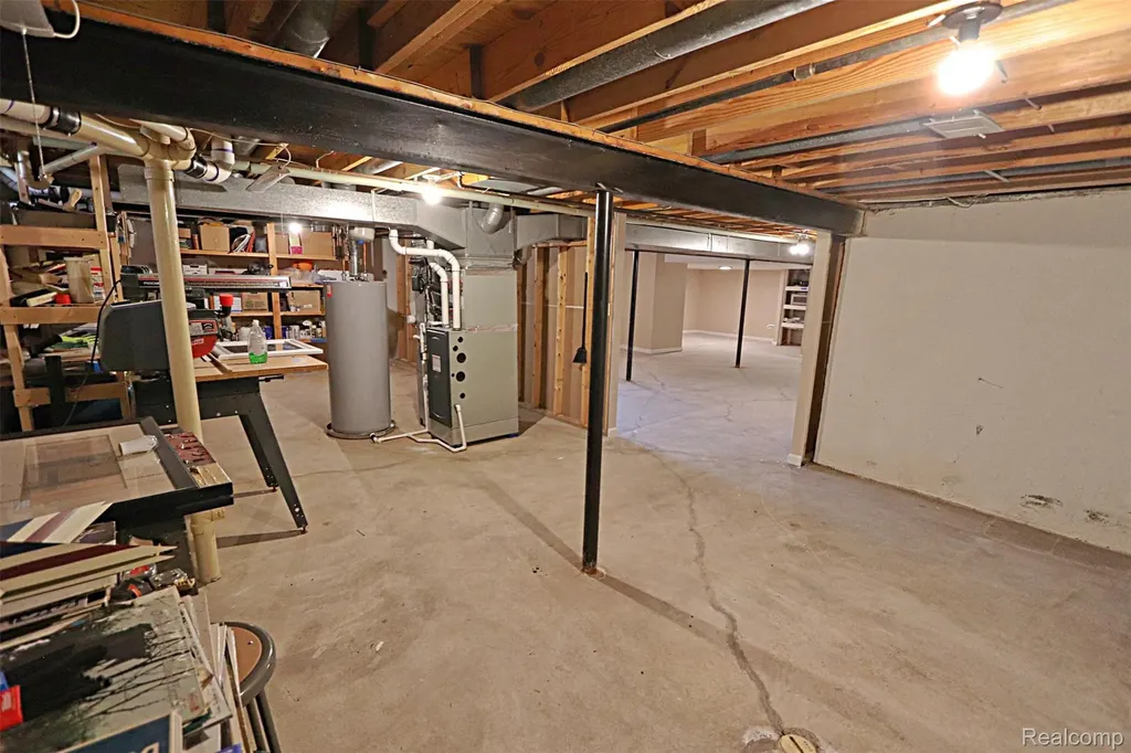 6198 Raintree Drive Canton Charter Township MI 48187