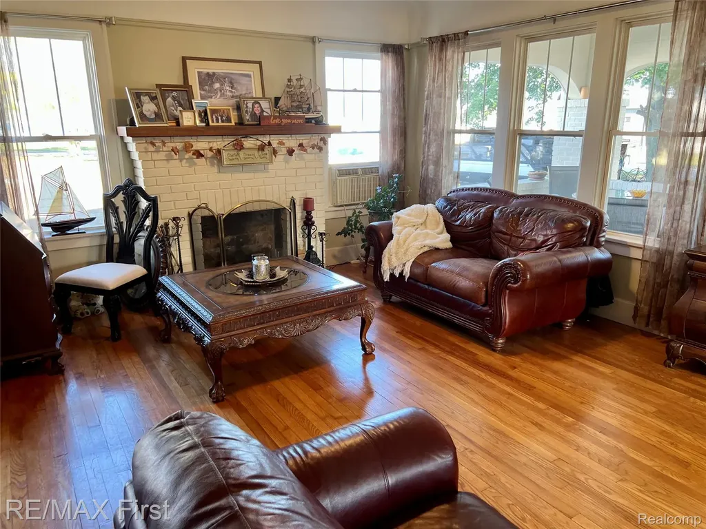 9280 River Road Clay Township MI 48001