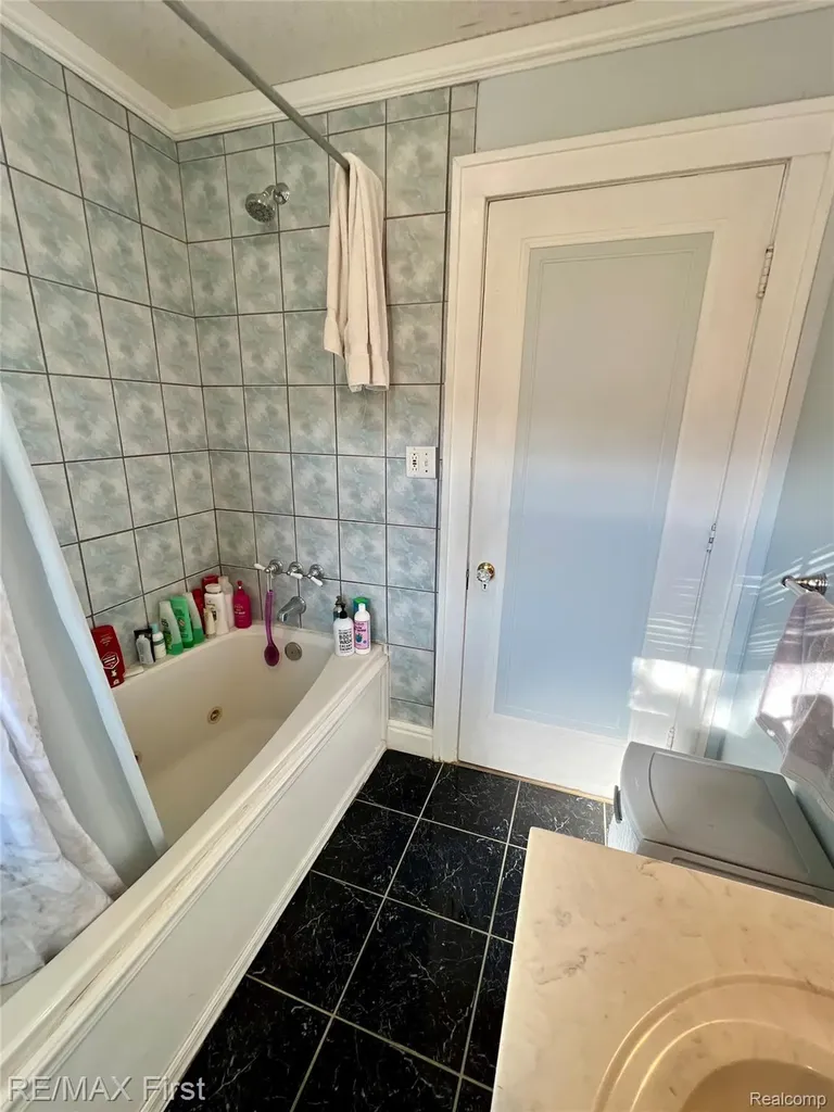 9280 River Road Clay Township MI 48001