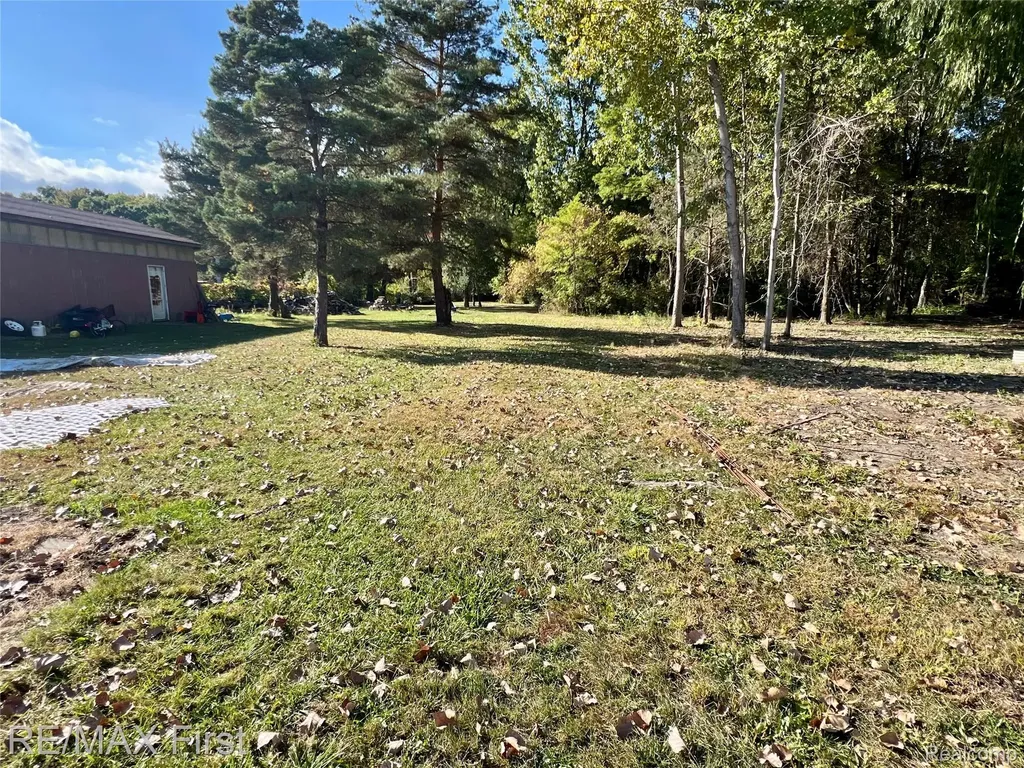 9280 River Road Clay Township MI 48001