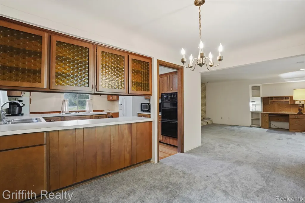 10646 Kenicott Trail Brighton Township MI 48114