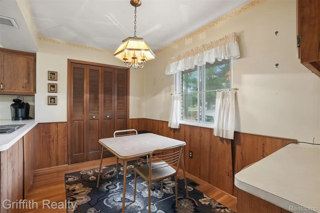 10646 Kenicott Trail Brighton Township MI 48114