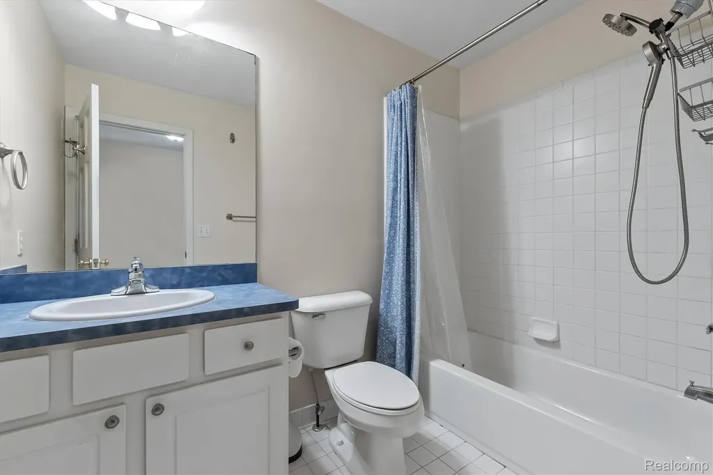 1513 Anne Drive Royal Oak City MI 48067