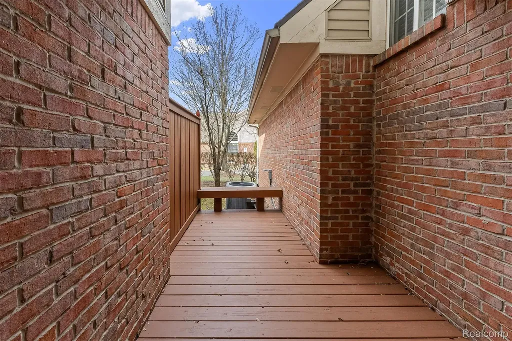 1513 Anne Drive Royal Oak City MI 48067
