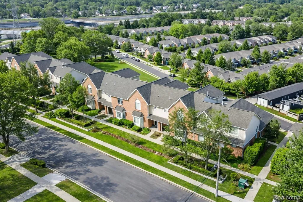1513 Anne Drive Royal Oak City MI 48067