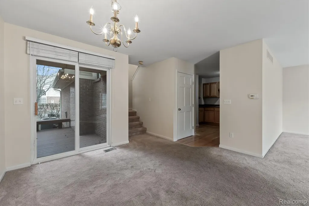 1513 Anne Drive Royal Oak City MI 48067