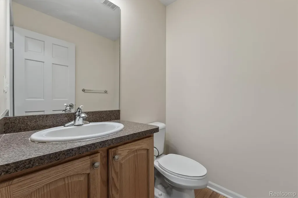 1513 Anne Drive Royal Oak City MI 48067