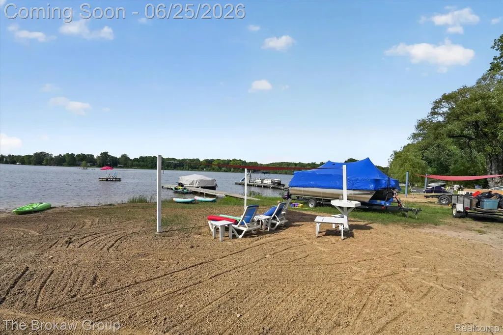 2076 Gray Park Drive Oregon Township MI 48446