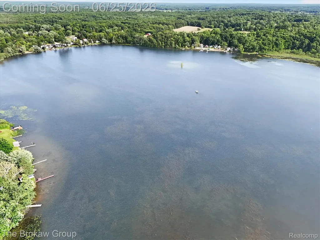 2076 Gray Park Drive Oregon Township MI 48446