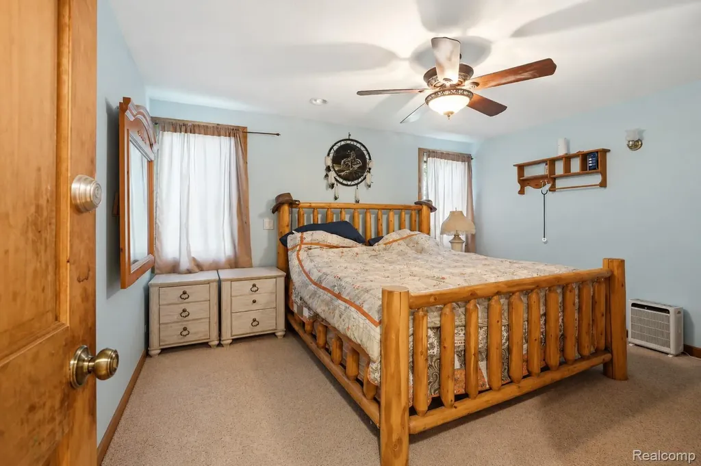 11583 Cape Cod Street Taylor City MI 48180