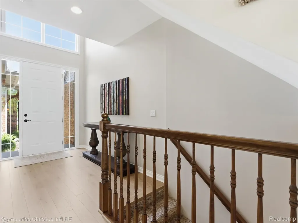 10822 Sparkling Waters Court Green Oak Township MI 48178