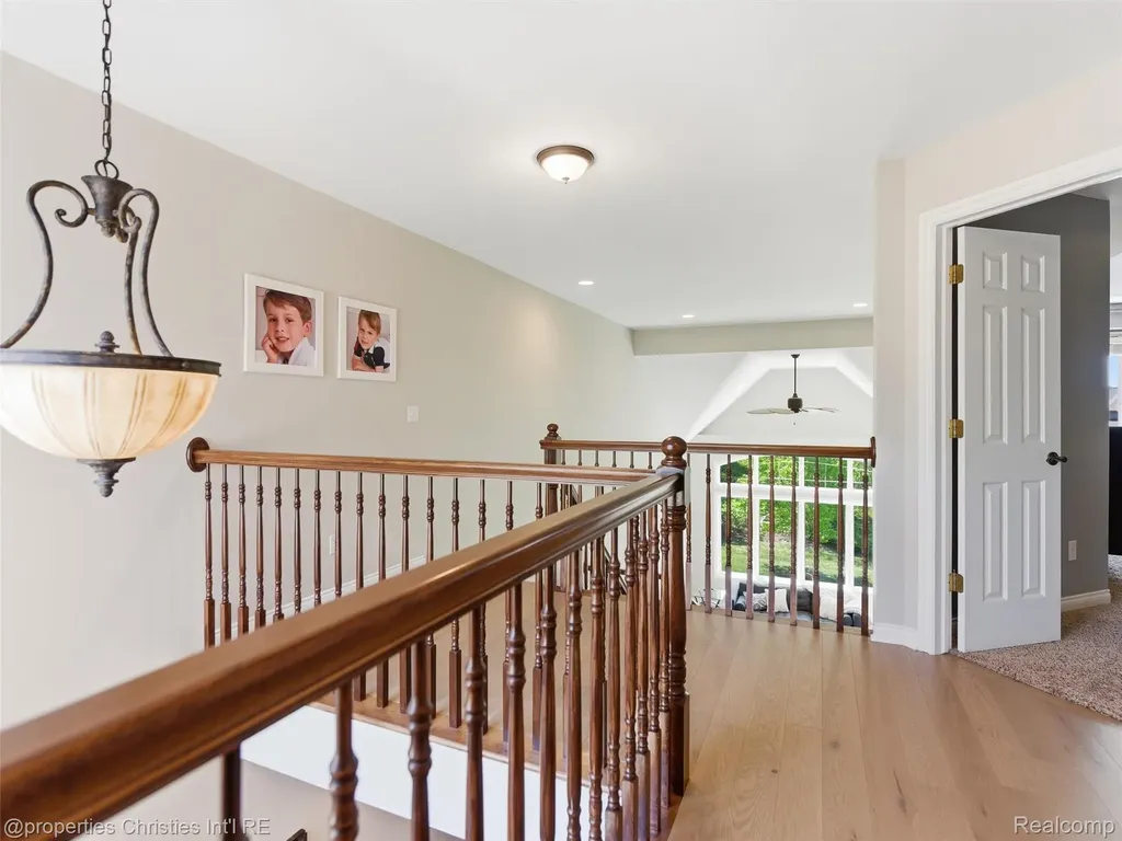 10822 Sparkling Waters Court Green Oak Township MI 48178