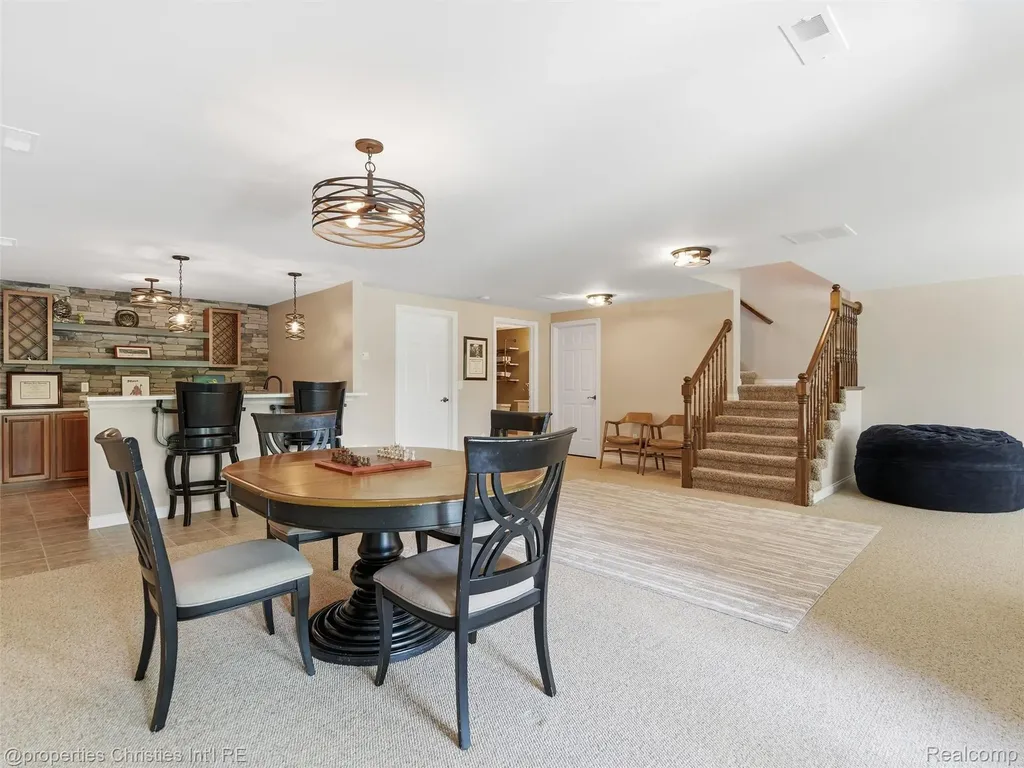 10822 Sparkling Waters Court Green Oak Township MI 48178