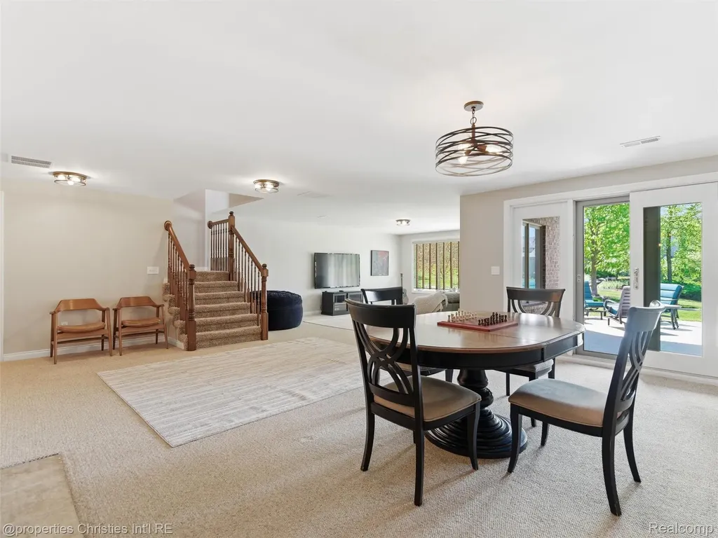 10822 Sparkling Waters Court Green Oak Township MI 48178