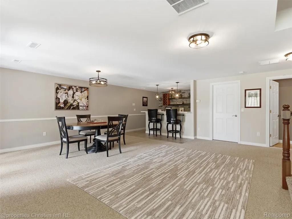 10822 Sparkling Waters Court Green Oak Township MI 48178
