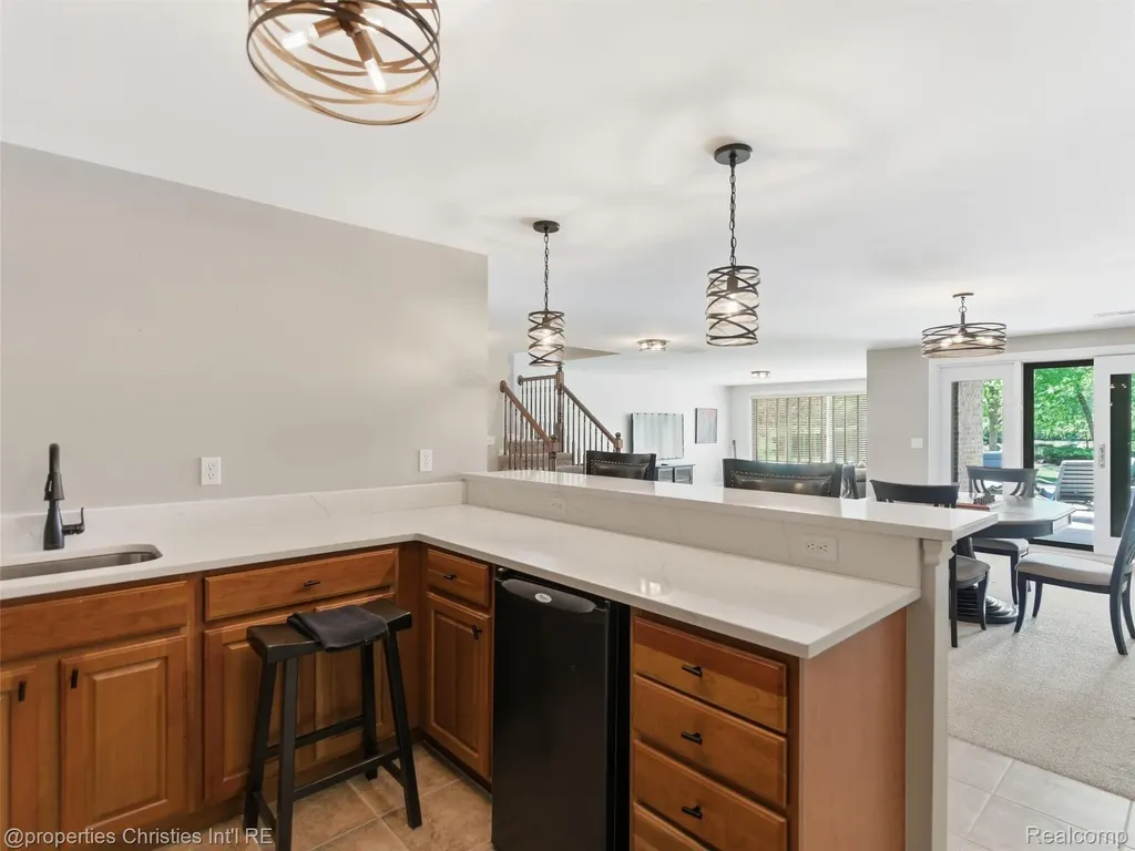 10822 Sparkling Waters Court Green Oak Township MI 48178