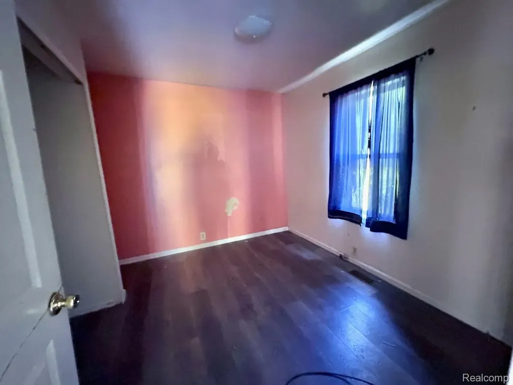 2840 Oldsmobile Avenue Waterford Charter Township MI 48328