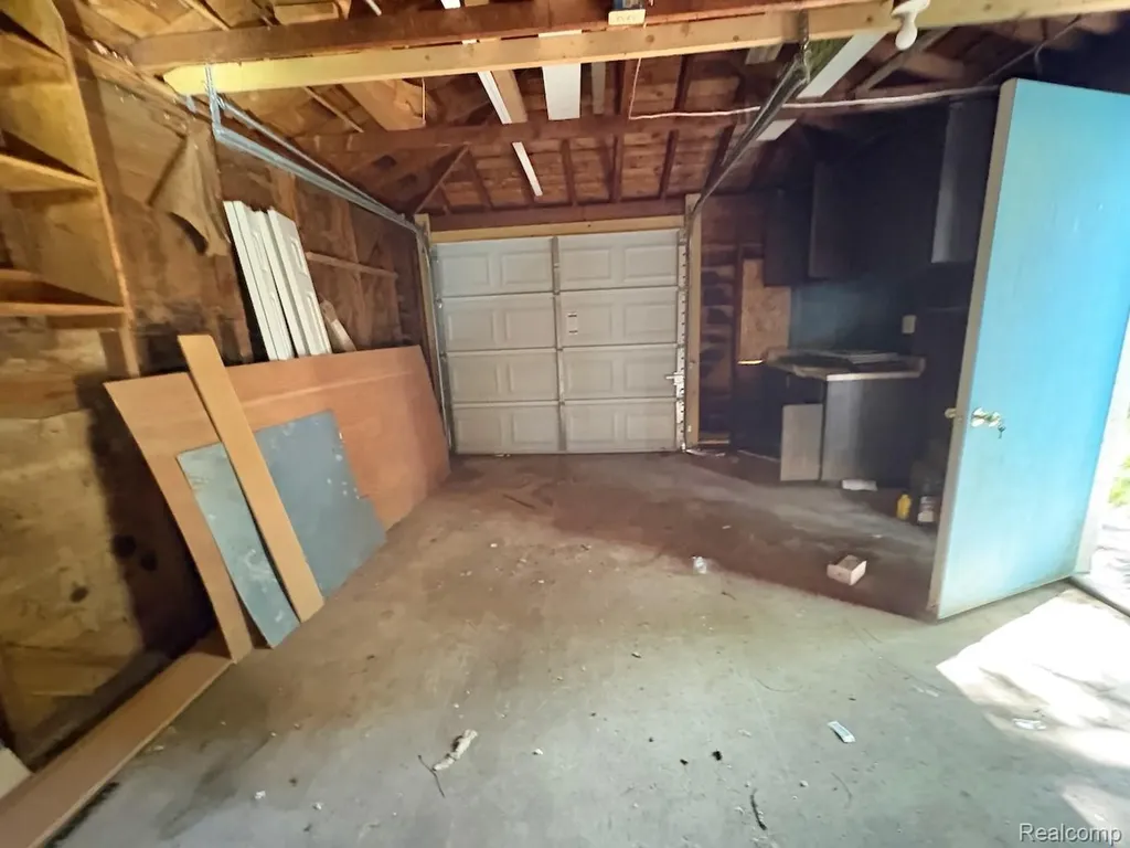 2840 Oldsmobile Avenue Waterford Charter Township MI 48328