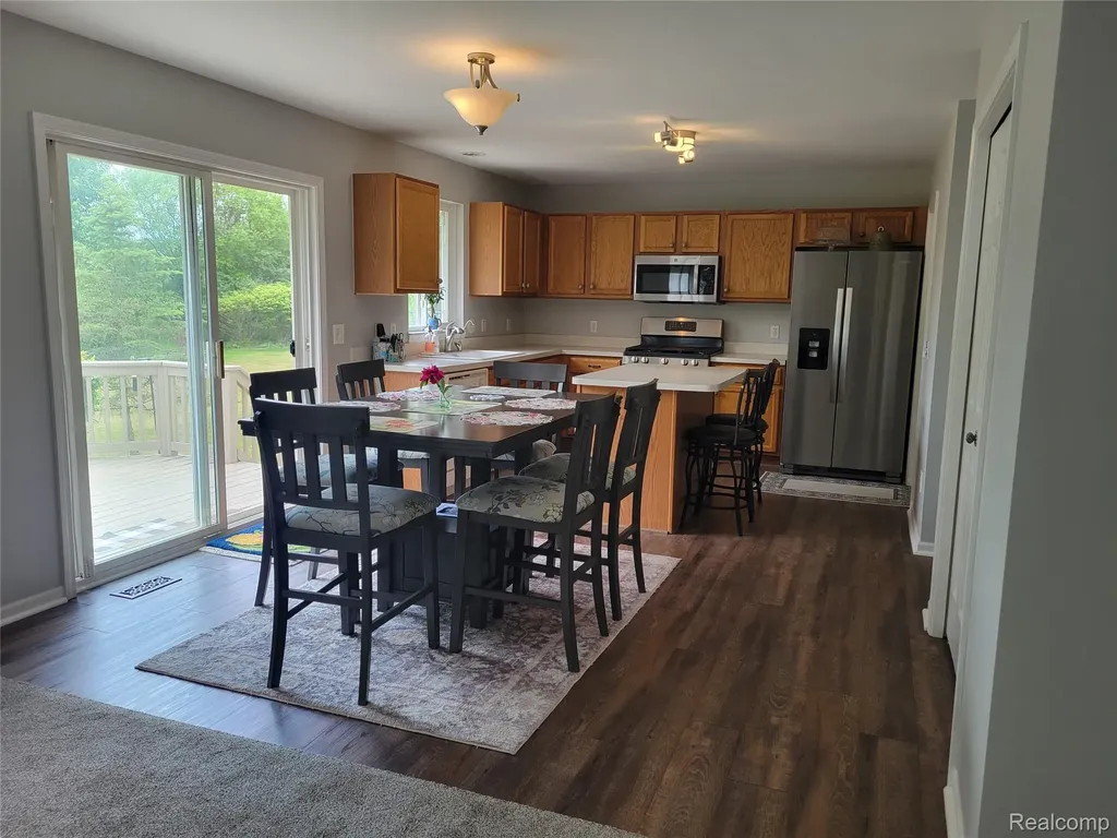 5100 Meadow Crest Circle Grand Blanc Charter Township MI 48442