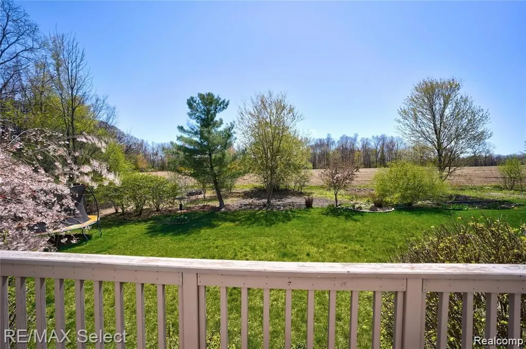 5100 Meadow Crest Circle Grand Blanc Charter Township MI 48442