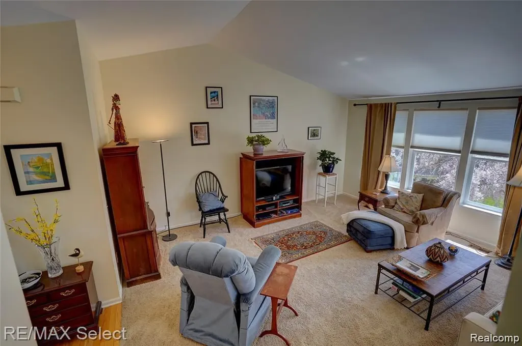 5100 Meadow Crest Circle Grand Blanc Charter Township MI 48442