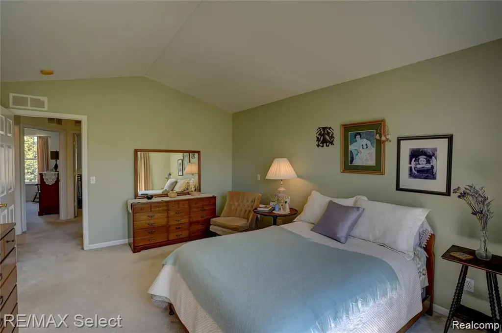 5100 Meadow Crest Circle Grand Blanc Charter Township MI 48442