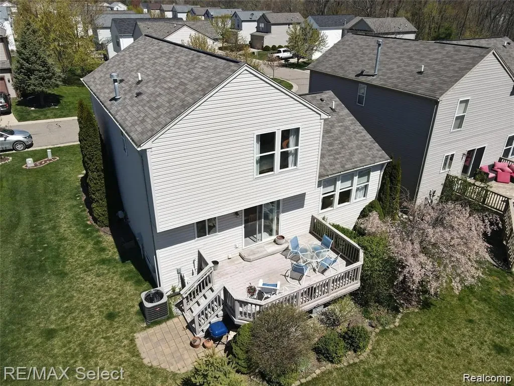 5100 Meadow Crest Circle Grand Blanc Charter Township MI 48442