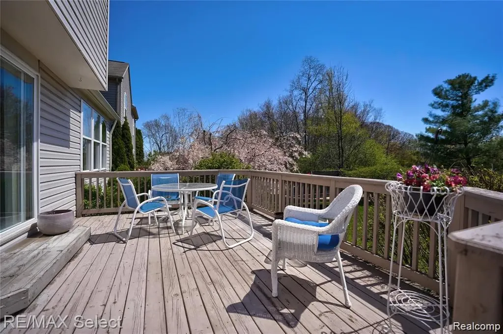 5100 Meadow Crest Circle Grand Blanc Charter Township MI 48442