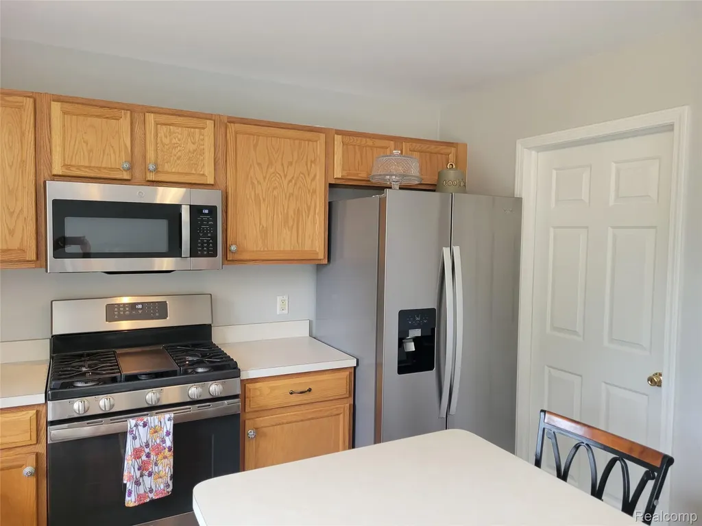 5100 Meadow Crest Circle Grand Blanc Charter Township MI 48442