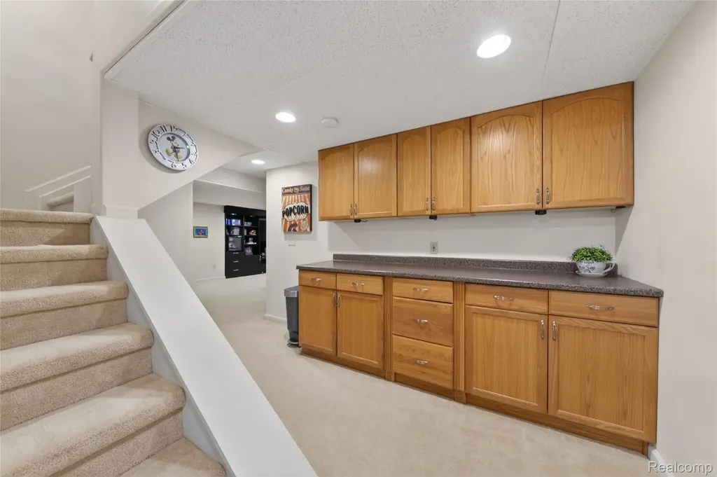 4728 Sherwood Circle Canton Charter Township MI 48188
