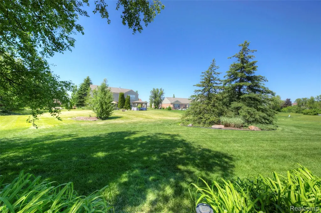 4728 Sherwood Circle Canton Charter Township MI 48188