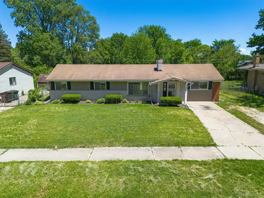 51056 Fairlane Drive Shelby Charter Township MI 48316