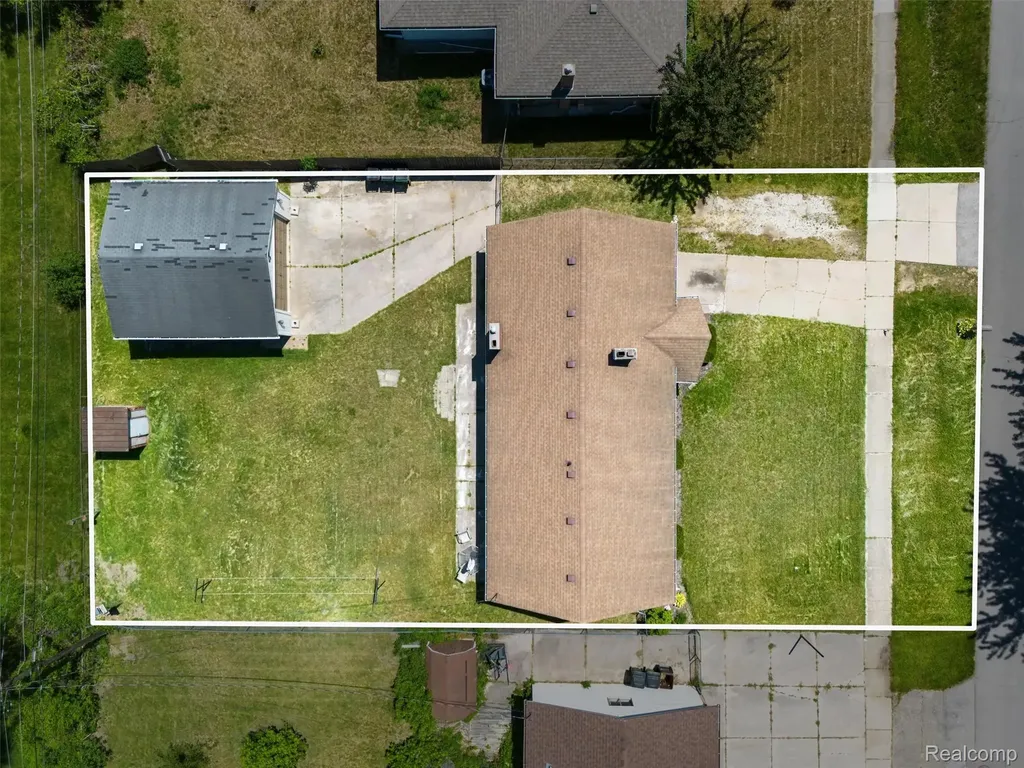 51056 Fairlane Drive Shelby Charter Township MI 48316