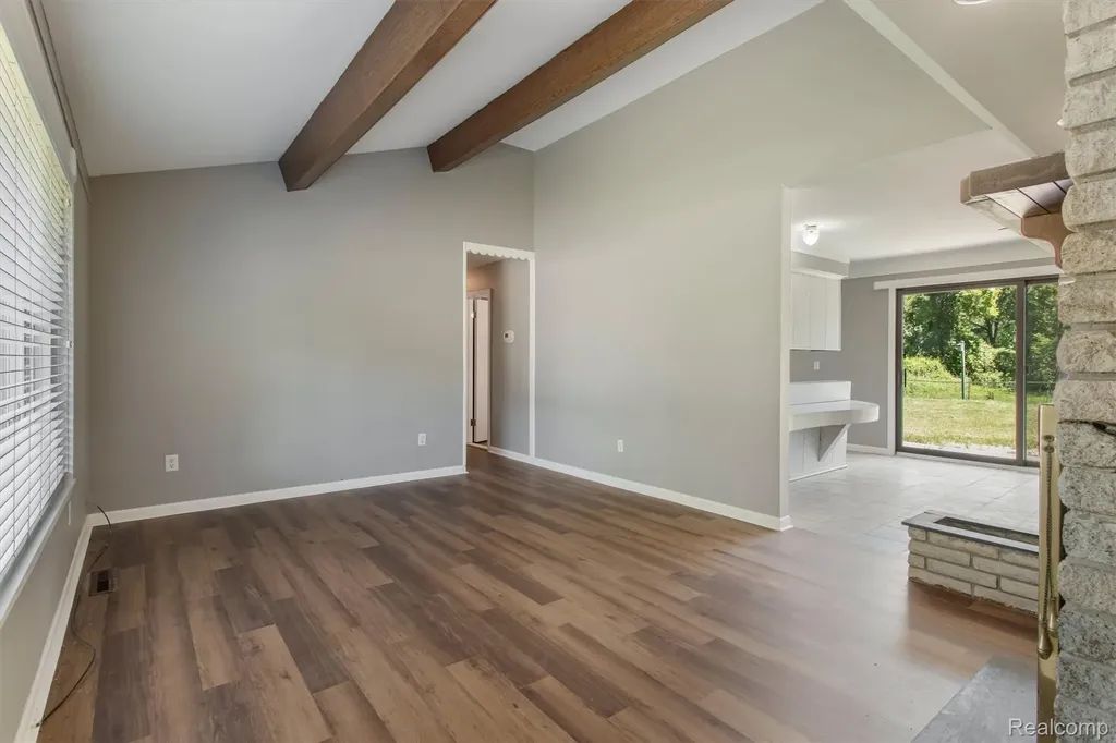 51056 Fairlane Drive Shelby Charter Township MI 48316