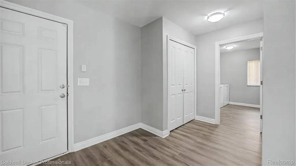 22262 Brywood Court Clinton Charter Township MI 48036