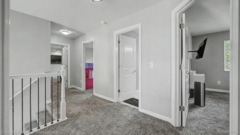 22262 Brywood Court Clinton Charter Township MI 48036