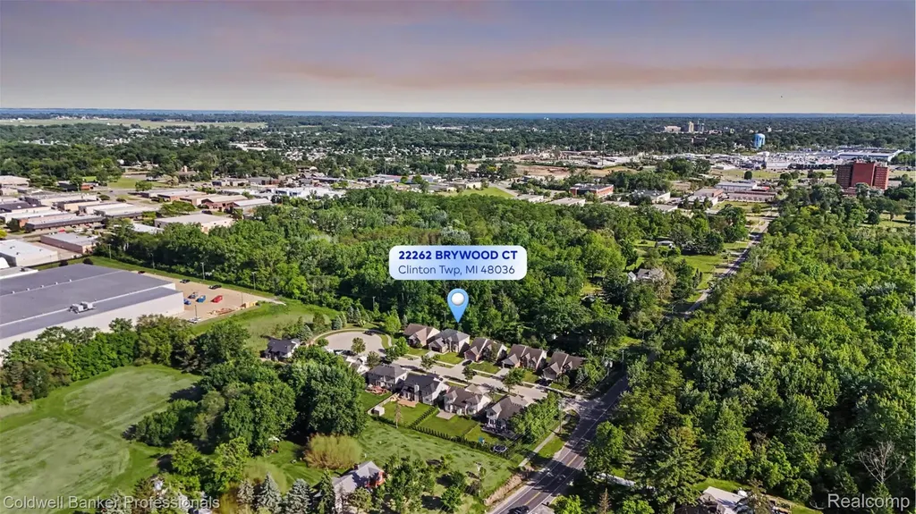 22262 Brywood Court Clinton Charter Township MI 48036