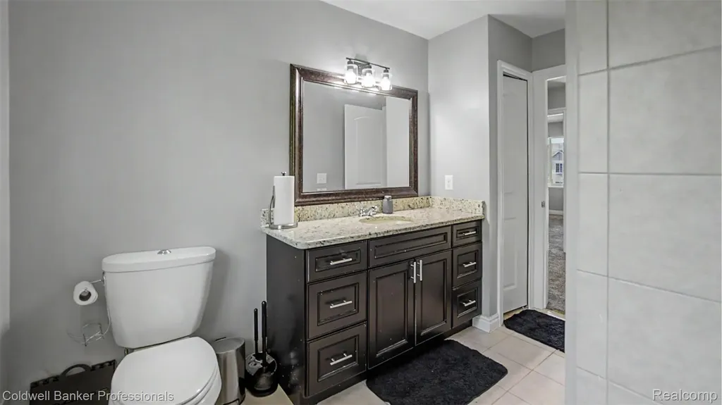 22262 Brywood Court Clinton Charter Township MI 48036