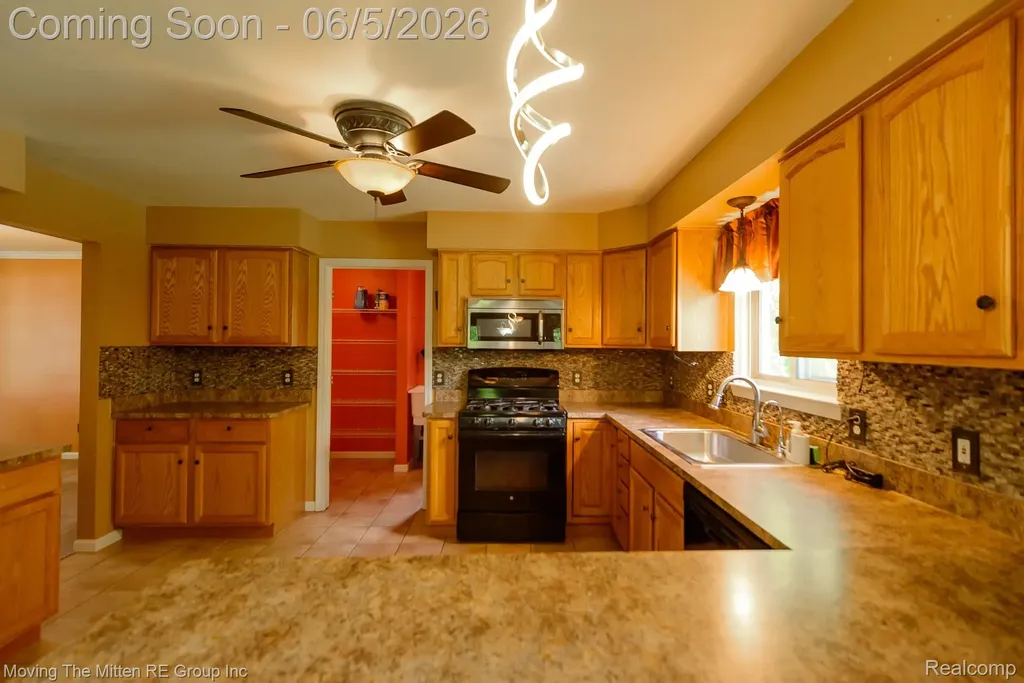 13879 Arlene Lane Van Buren Charter Township MI 48111