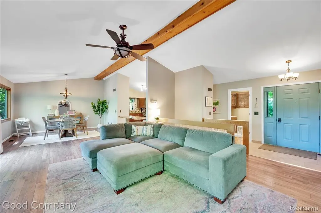 5504 Starwood Drive Commerce Charter Township MI 48382