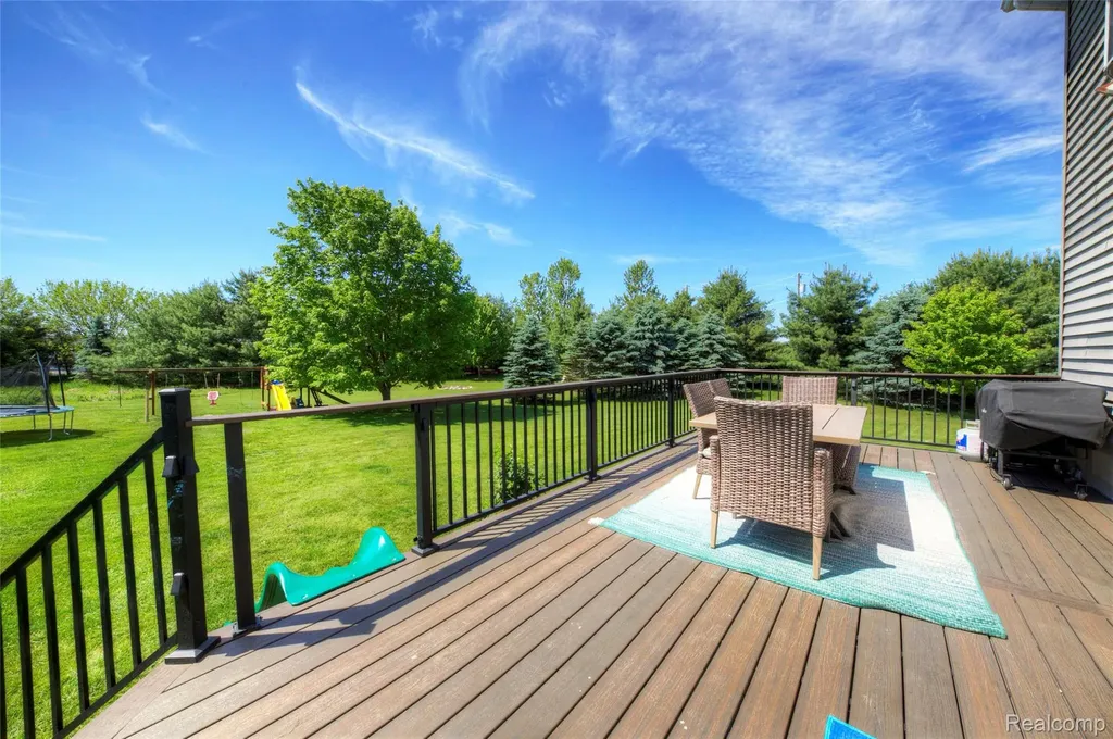 9191 Judd Road Handy Township MI 48836