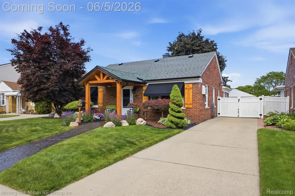 3327 Syracuse Street Dearborn City MI 48124